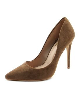 Classic Pointed-Toe Suede Pump in Brown